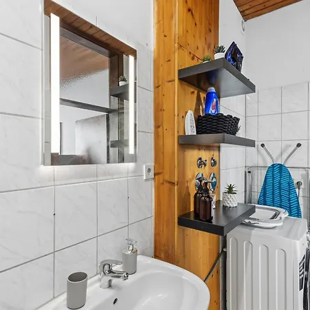 Goltan - Kueche - Wlan - Parkplatz Apartmán Straubing