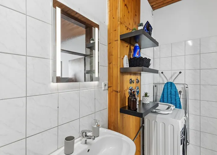 Goltan - Kueche - Wlan - Parkplatz Appartement Straubing